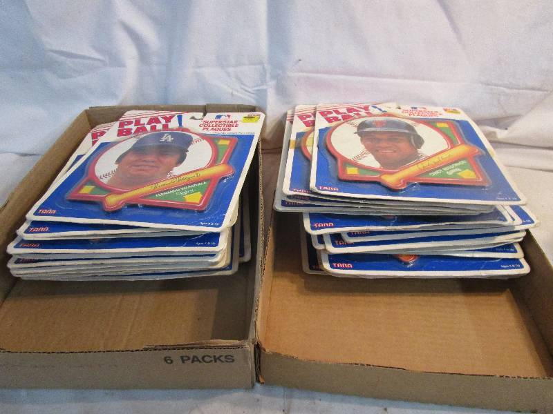lot 130 image: 34 Superstar Collectible Plaques in original package (some duplicates)