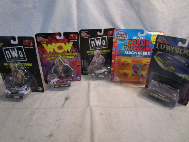 lot 145 image: Metal Toys and Racing Champions Cars