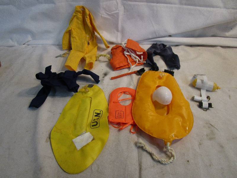 lot 160 image: G.I. Joe Rescue Gear