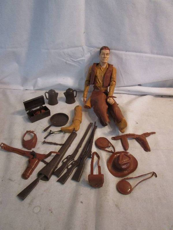 lot 161 image: Johhny West MCMLXV Louis Marx-n-Company (Broken Leg)