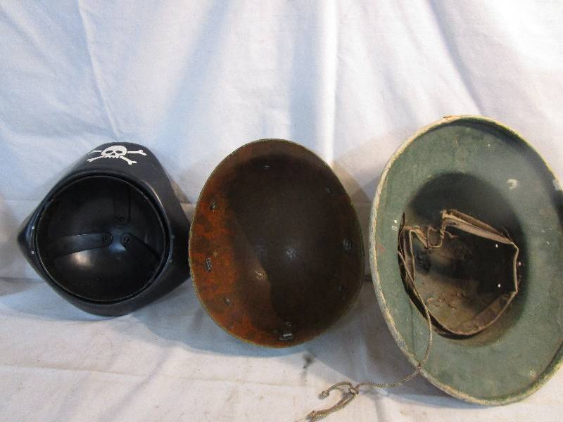 lot 179 image: 3 Hats see Pictures