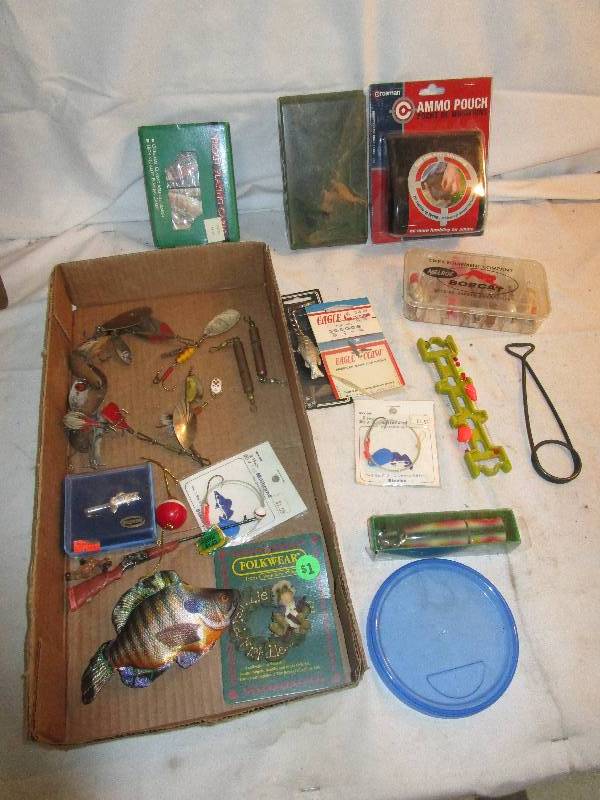 lot 189 image: Fishing tackel and misc items
