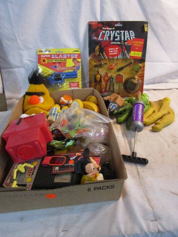 lot 190 image: Various old toys