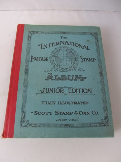 lot 24 image: Original 1930s World Stamp Book wStamps