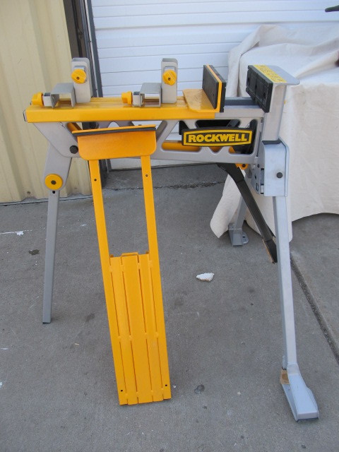 lot 100 image: LIKE NEW Rockwell Jawhorse wExtension