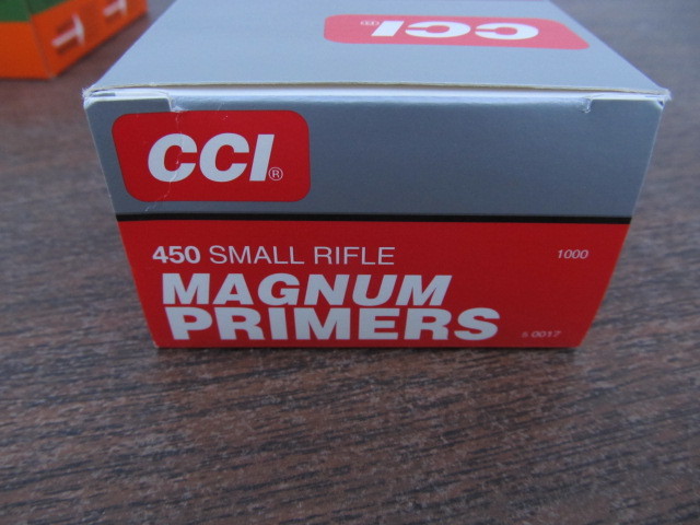 lot 111 image: LARGE Lot of Unused Ammunition Primers