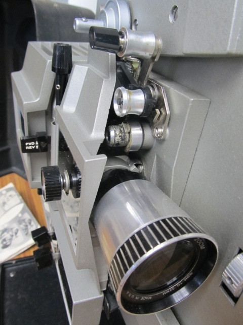 lot 133 image: Sears Du-All Movie Projector Super 8Regular 8mm