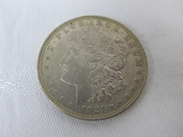 lot 144 image: 1921 Morgan Silver Dollar