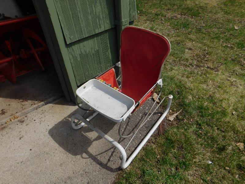lot 14 image: Kids Toy