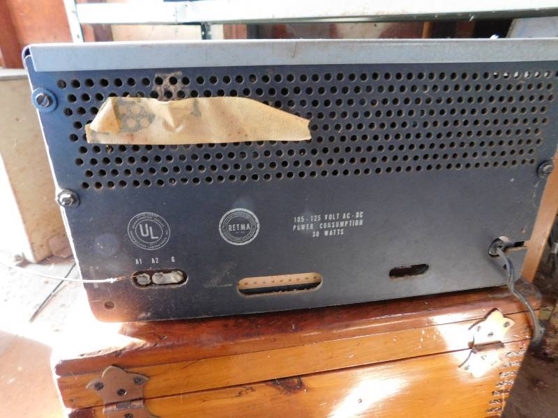 lot 49 image: Hallicrafters Radio S-38E