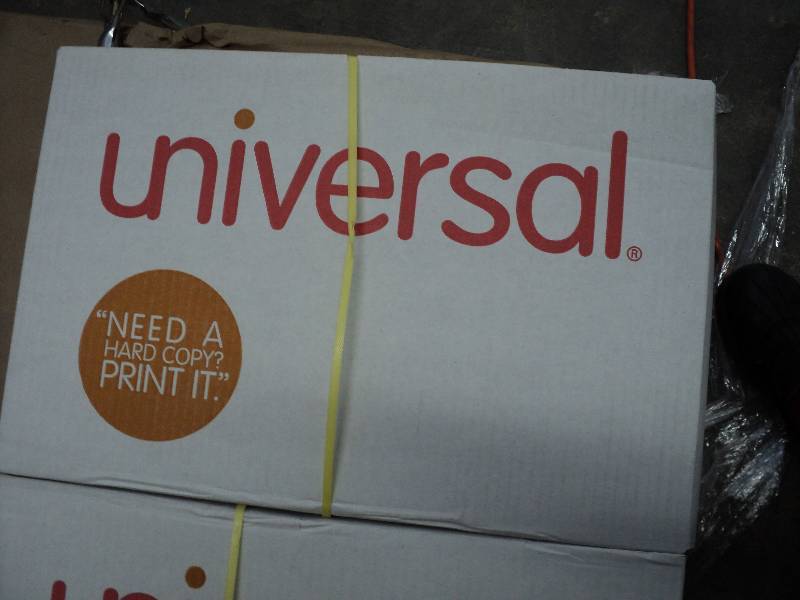 universal 8.5x11 full box of copy p...