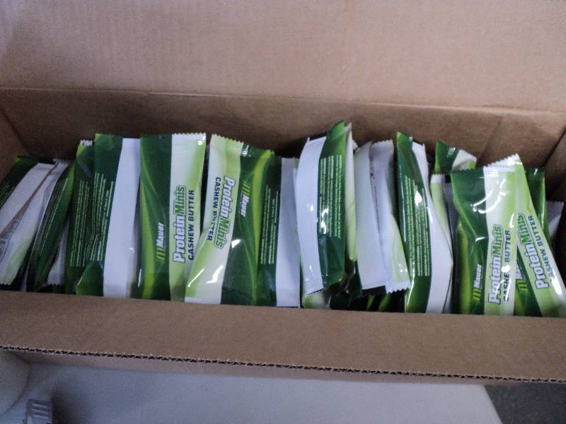 box of 146 mauer protein minis cash...