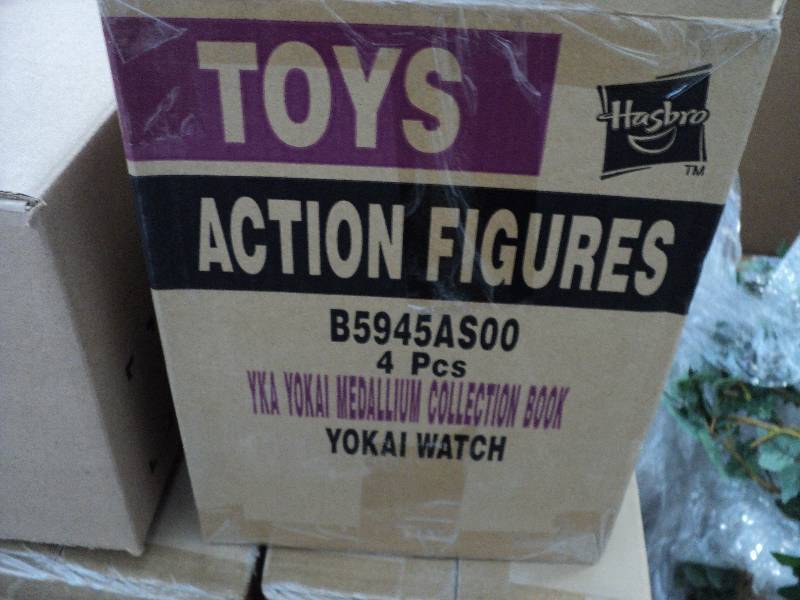 4 Yo-Kai medallium collection books...