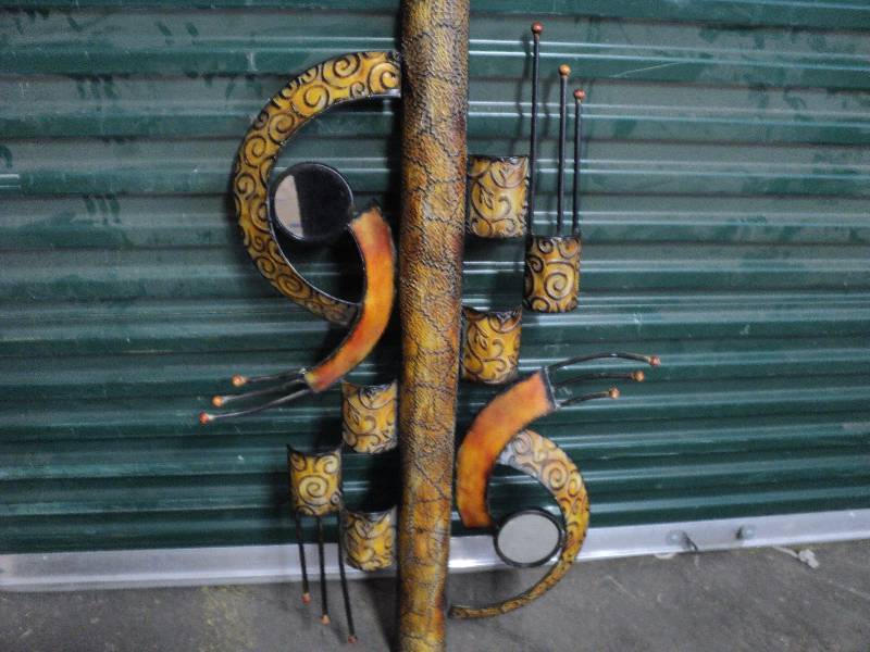 metal wall dcor, 43in tall...