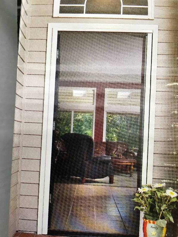RETRACTABLE SCREEN DOOR, SINGLE DOOR UNIT, RETAIL $99.99