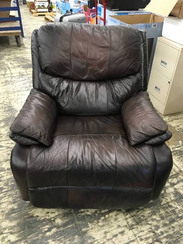 EASTON LEATHER RECLINER, RETAIL $399.99.