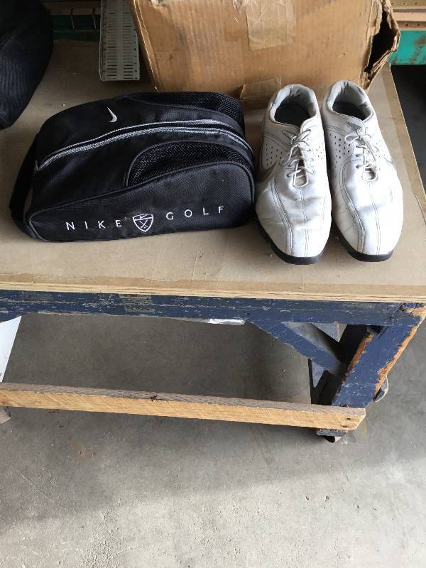 Nike Golf Shoes - Replaceable Cleats  - With Bag - Size 12 Wide - Used - Air