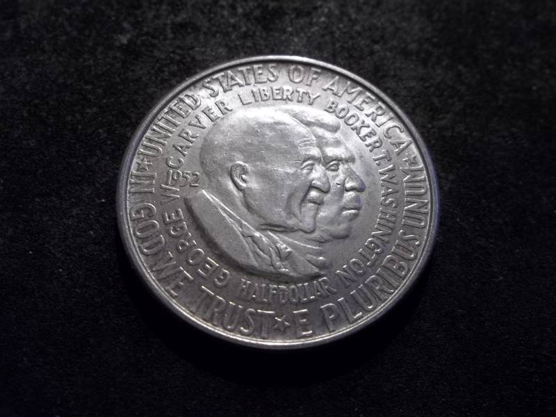 1952 WashingtonCarver Silver Half Dollar Comemmorative