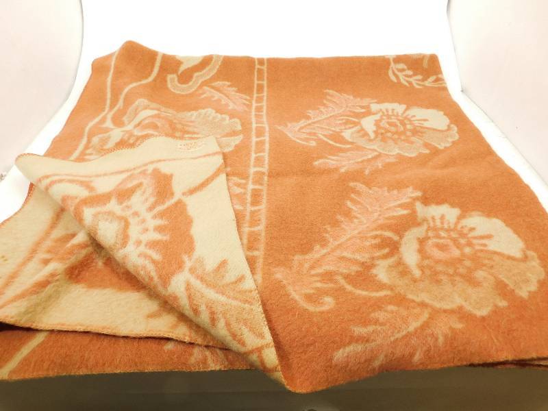 Orr Health Mauve Pink Wool Throw Blanket