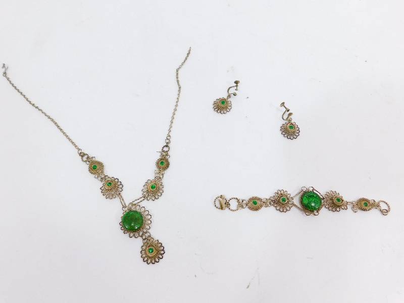 Vintage Jewelry