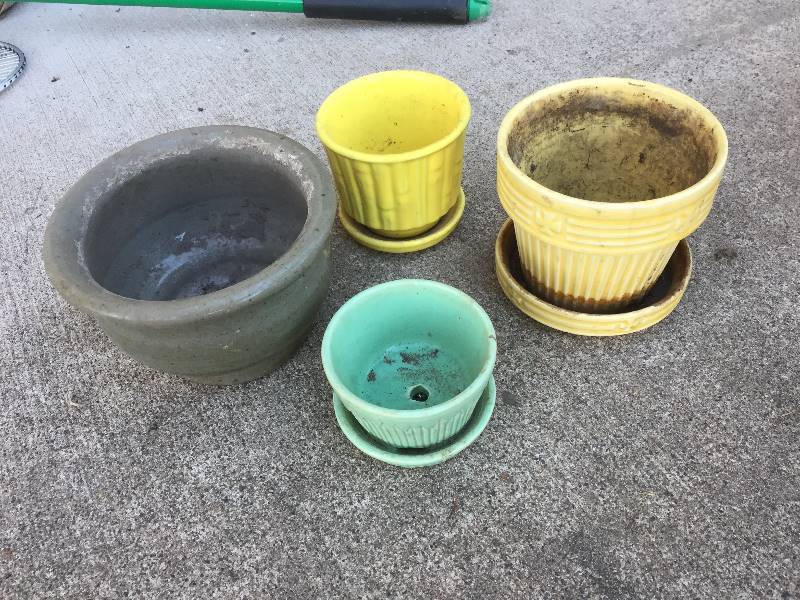 lot 120 image: Small Plant Pots McCoy Morton