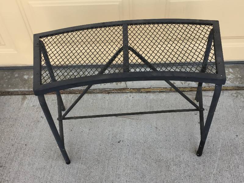 lot 133 image: Rod Iron Bench