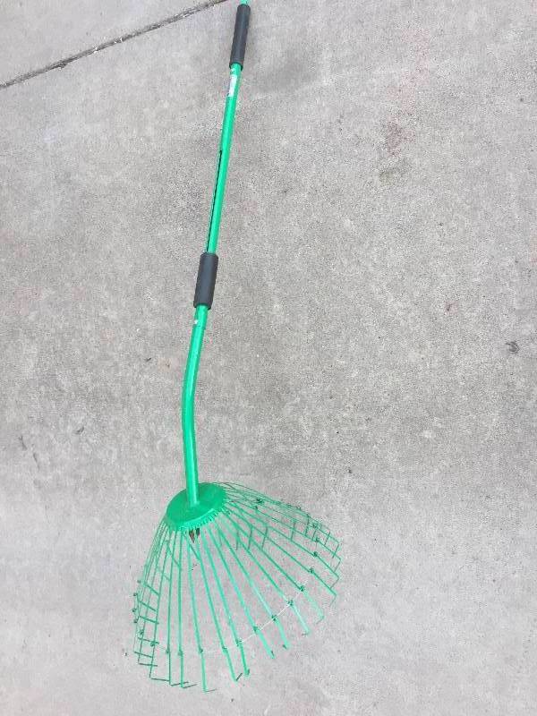 garden grabber lawn & garden rake