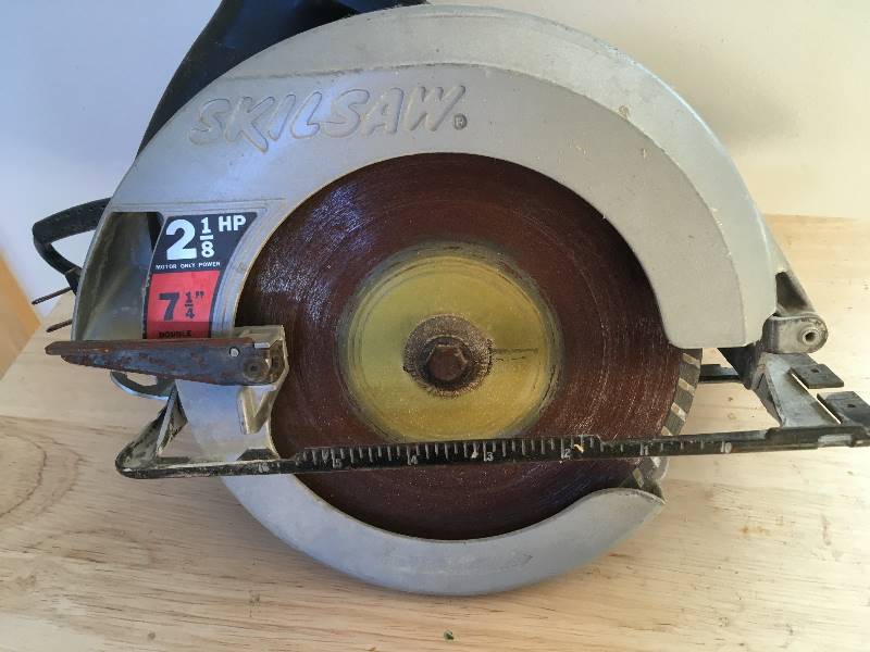 lot 17 image: Skilsaw 7 14 Circular Saw