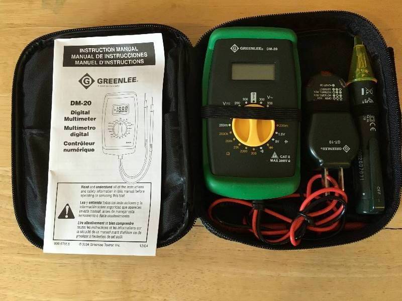 lot 35 image: GreenLee Digital Multimeter CM-200