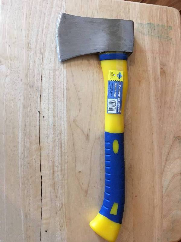 lot 42 image: Cummins 1 12 Camping Hatchet