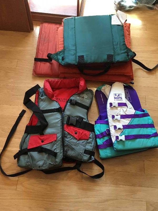 lot 53 image: Life Jackets & Floating Pads
