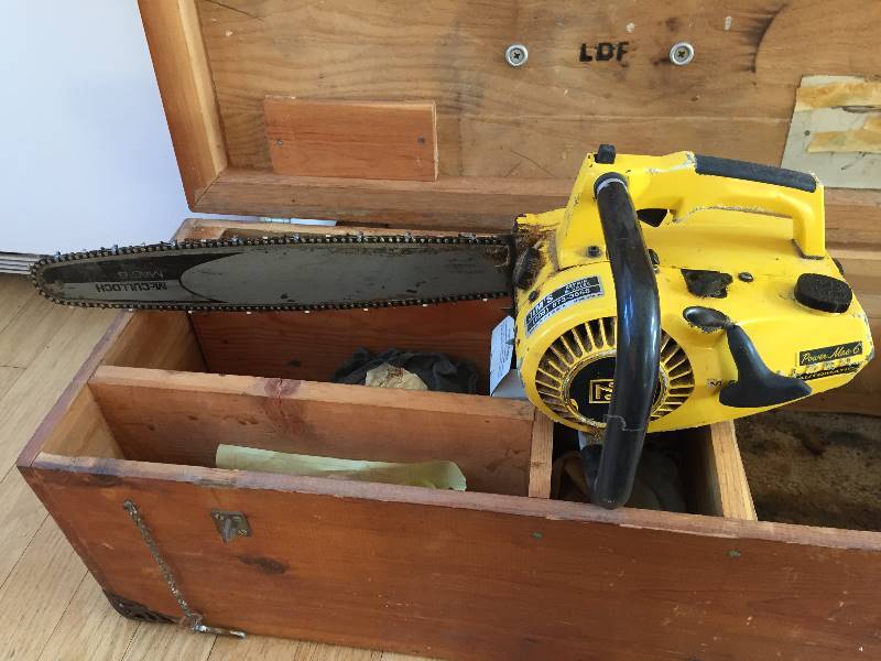 lot 3 image: McCulloch Chain Saw in Wooden Case