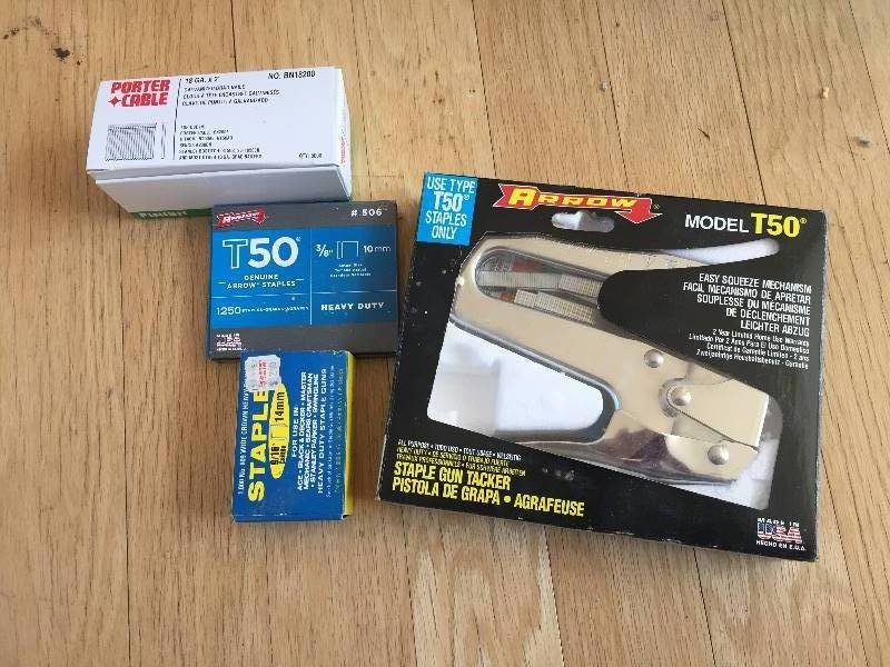 lot 27 image: Arrow Staple Gun & Staples