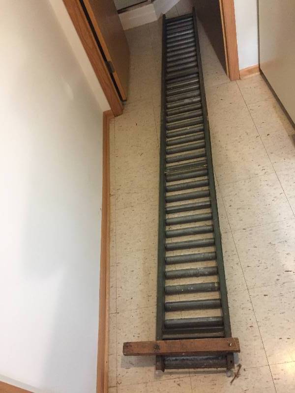 lot 109 image: Metal Conveyor Belt Rollers