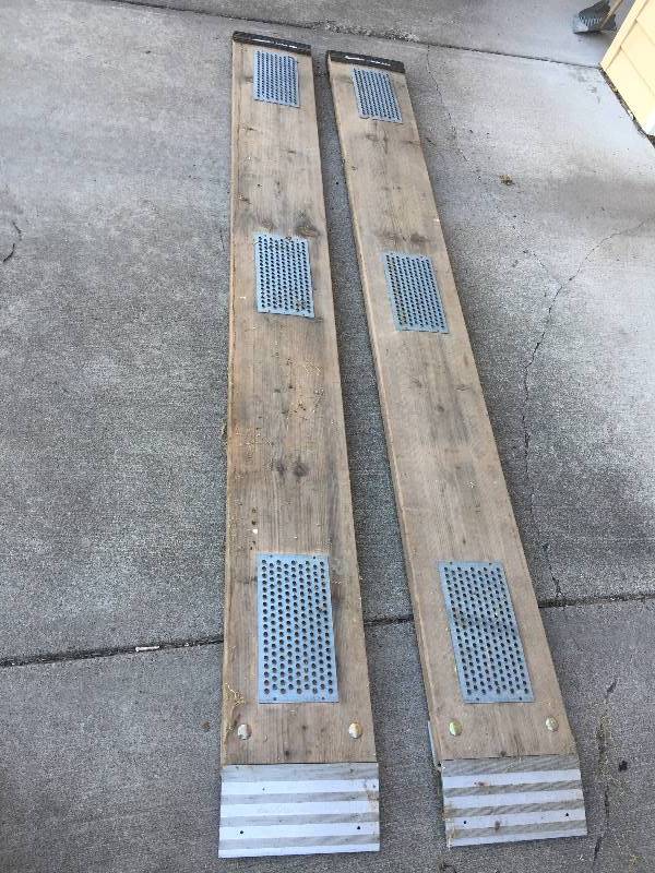 lot 117 image: Ramps for Back of Pick Up Truck