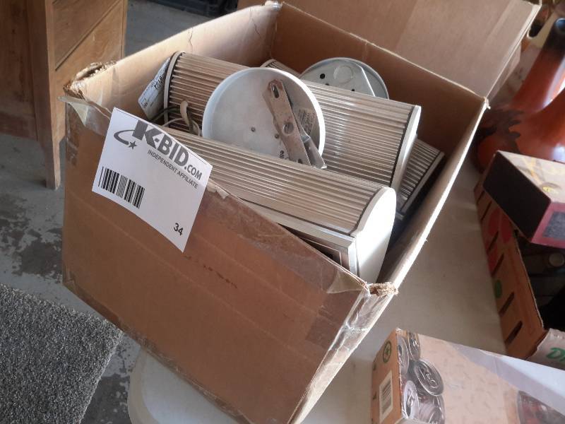 Box of Sconse type of  wall lights.. Untested