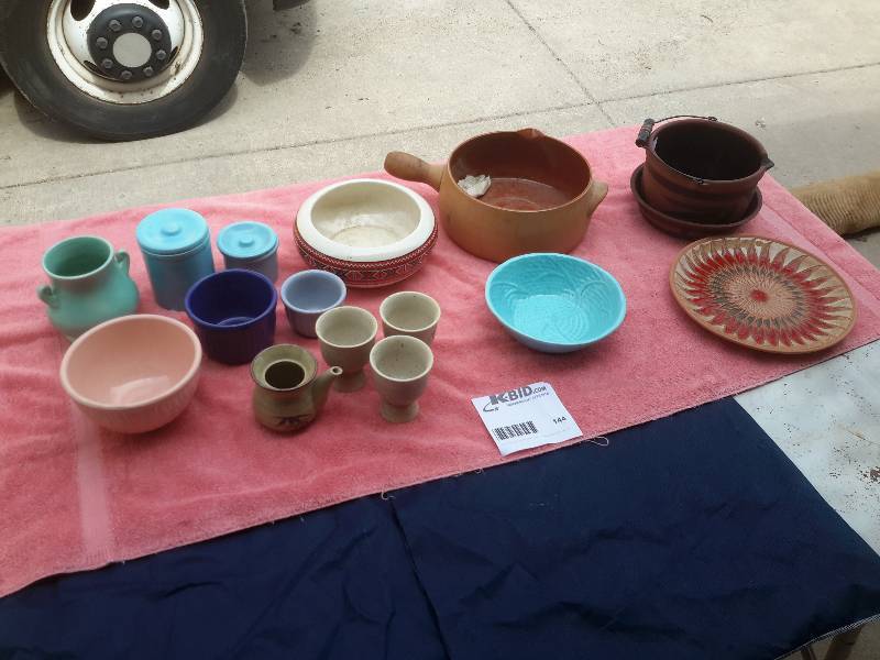 Lot of ceramic dishespottery as pictured