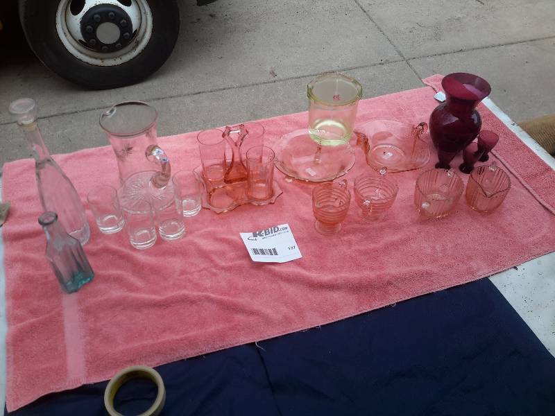 Lot of crystal glass decorative pieces and vases as pictured