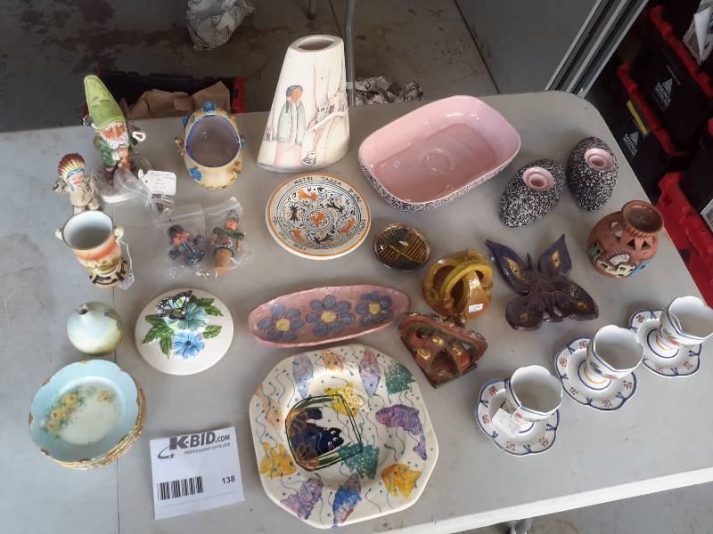 Lot of misc. glassware items as pictured
