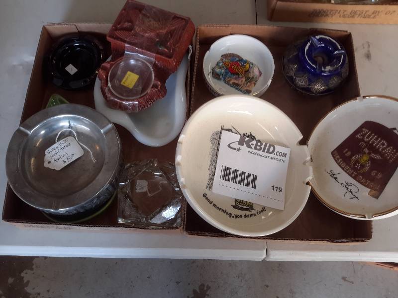 Lot of vintage Ash Trays as shown