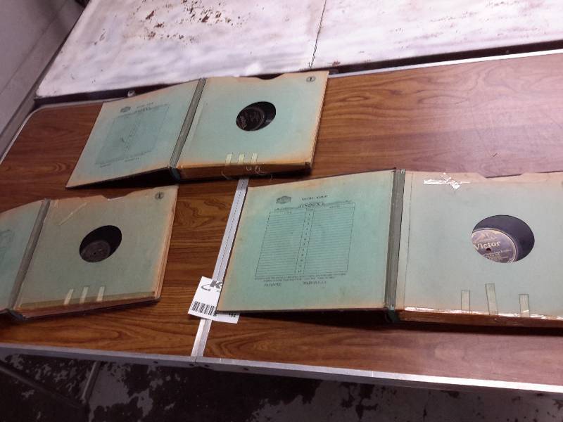 3 books of albums.. 78 albums..