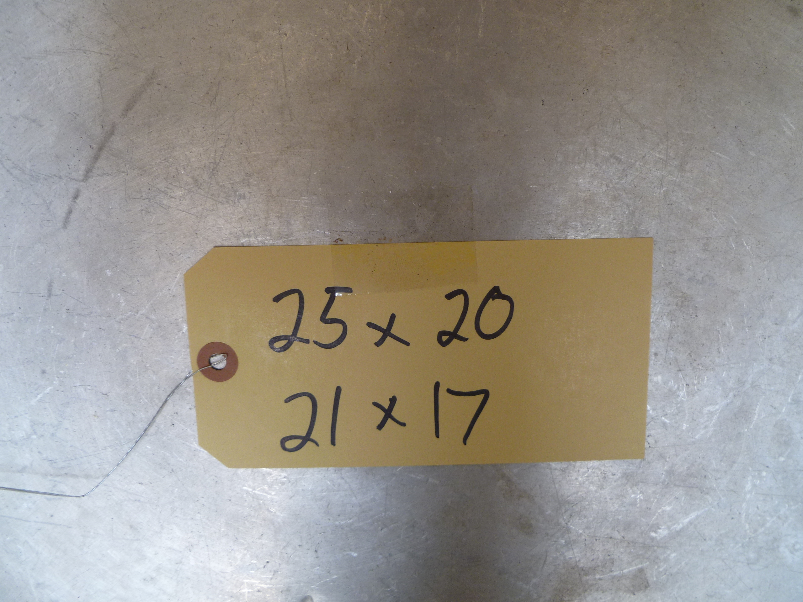 lot 23 image: 2 Aluminum Serving Trays