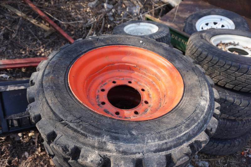 lot 24 image: Set of 4 - Solideal Skid Loader Tires and Rims