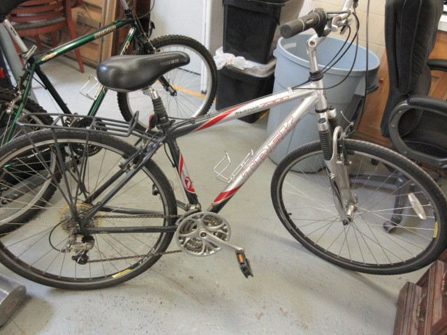 lot 718 image: TREK 24 SPEED BIKE