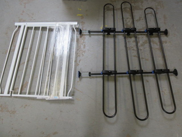 lot 727 image: HOME AND VEHICLE PET BARRIERS