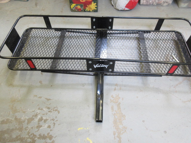 lot 732 image: VALLEY CARGO EXTENDER