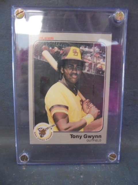 lot 7 image: Vintage Tony Gwynn Baseball Card
