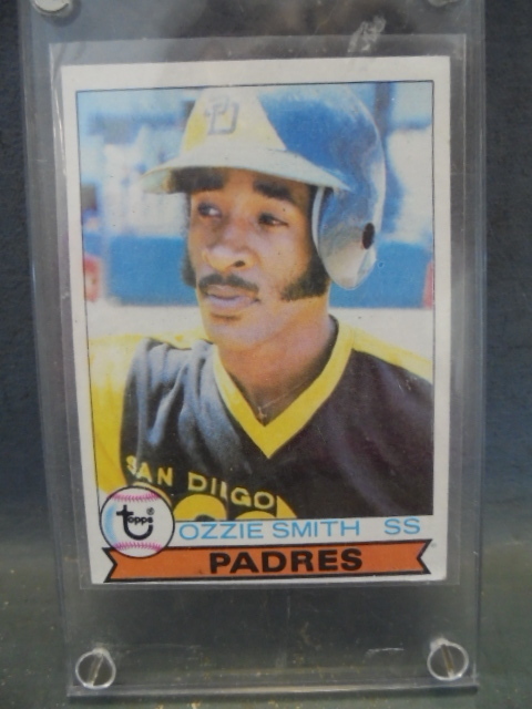 lot 9 image: Vintage Ozzie Smith Baseball Card