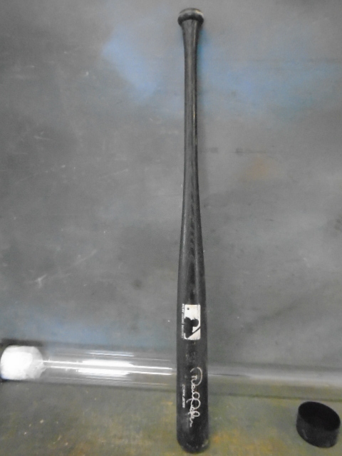 lot 24 image: Derek Jeter Baseball Bat