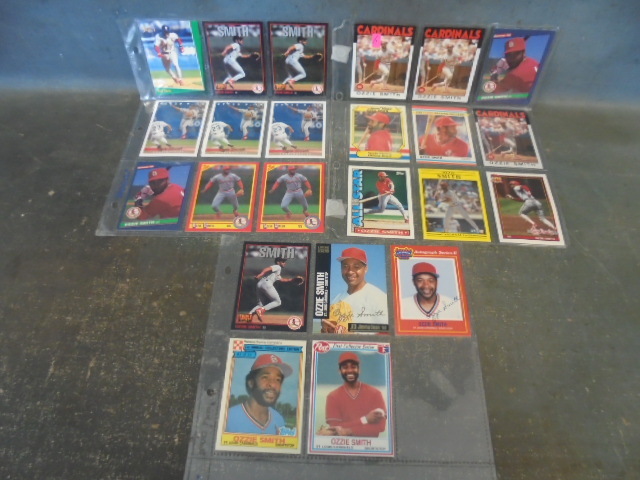 lot 41 image: Ozzie Smith Baseball Cards